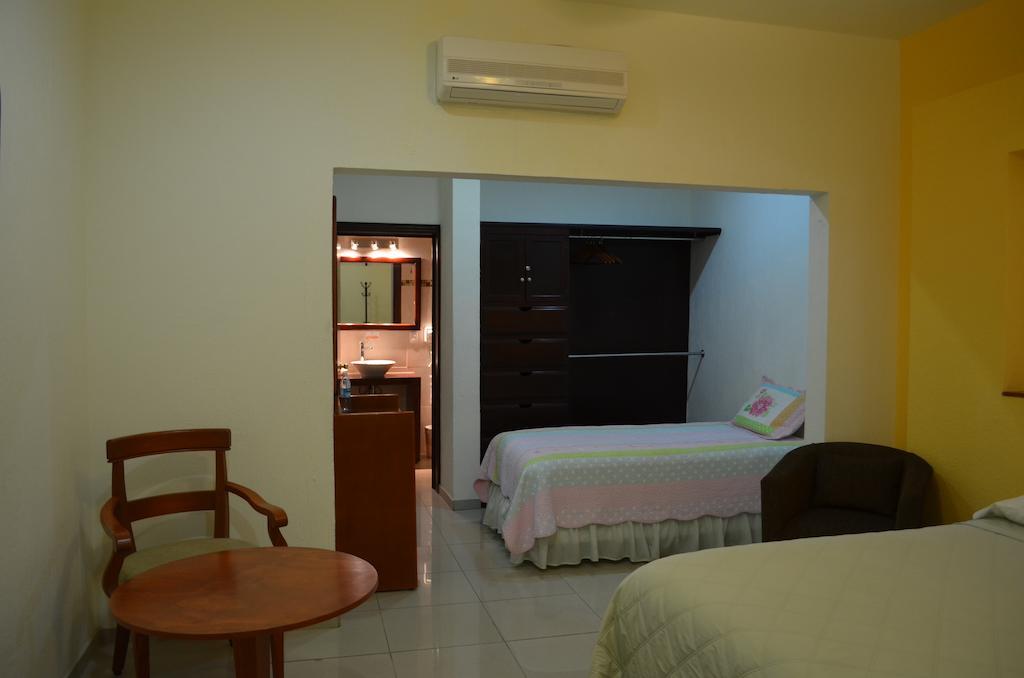 Quinta Los Agaves Hotel Boutique Tequila Ruang foto